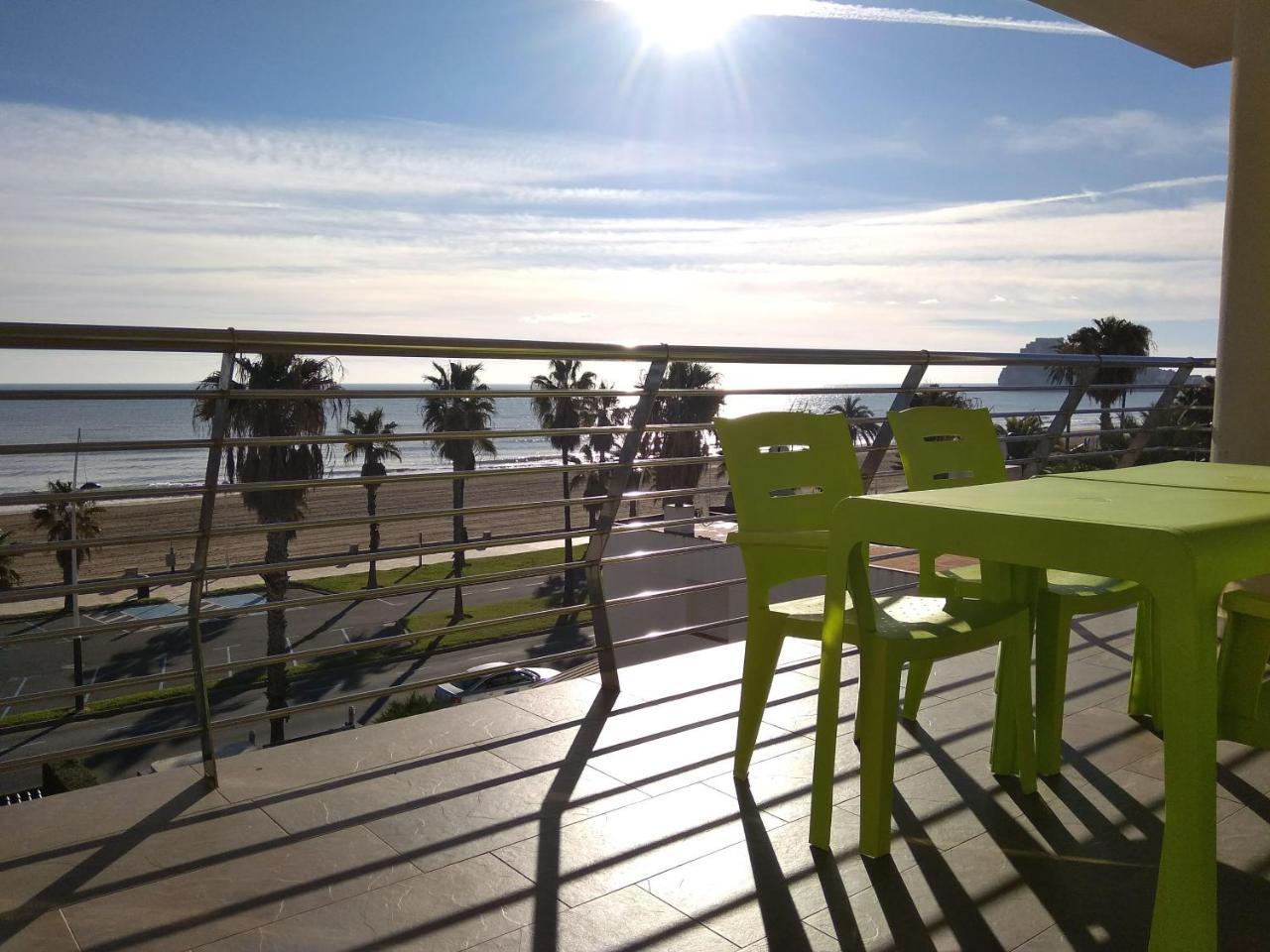 Apartamentos Deluxe Playa Norte Peñíscola エクステリア 写真